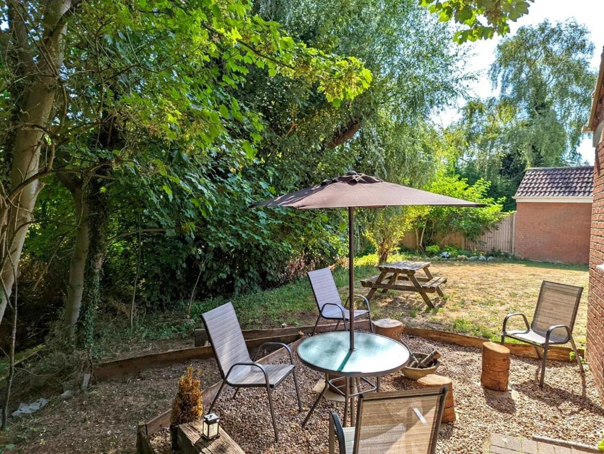 Cosy And Secluded Brook-side Holiday home